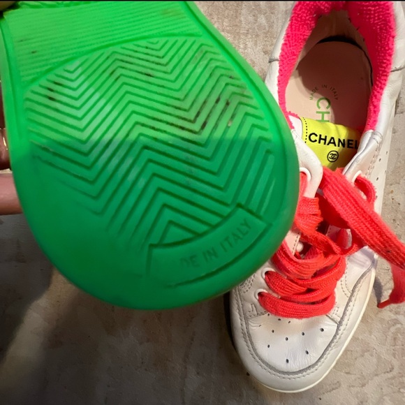 Chanel neon sneakers! Sz 38.5 - Picture 8 of 15